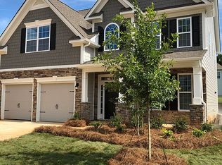 125 Tomahawk Dr, Mooresville, NC 28117