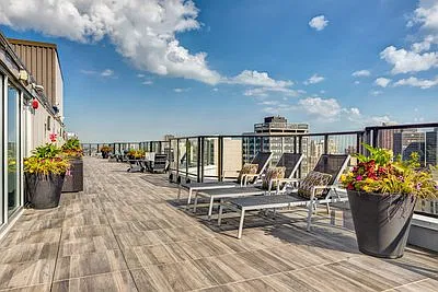1 bed, 680 sqft, $2,613 — Photo 1