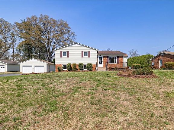 4th image of 4661 Kings Gate Dr