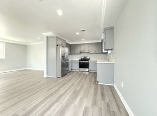 322 E 55th St, Los Angeles, CA 90011