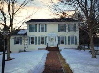 57 Constitution Ln, Manchester, NH 03104