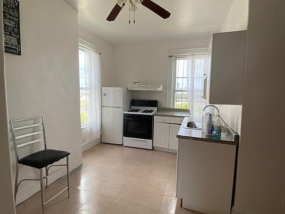 3rd image of 20 Clifton Pl Floor 2