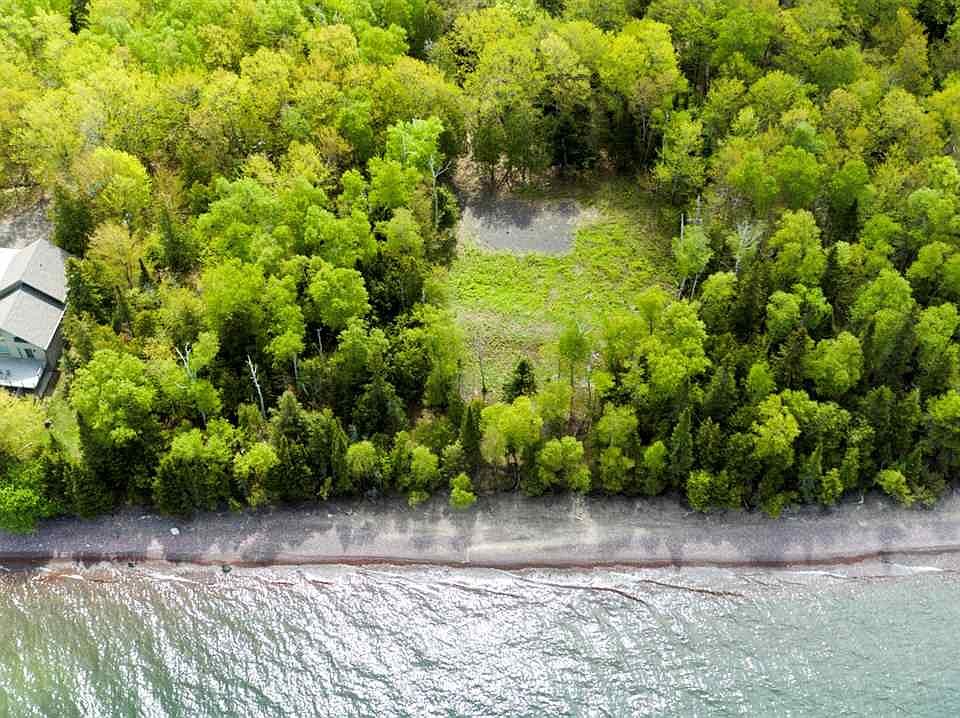 1st image of 59615 N Lakeshore Dr