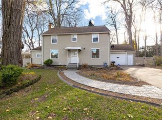 57 Rogers Pkwy, Rochester, NY 14617