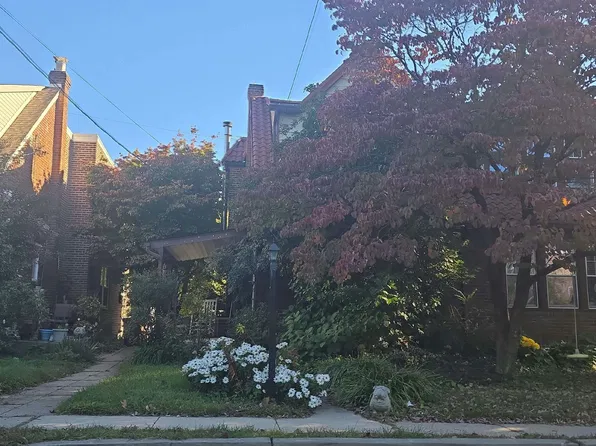 2417 Wynnefield Dr, Havertown, PA 19083