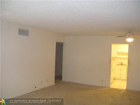 4th image of 760 SE 2nd Ave APT G202