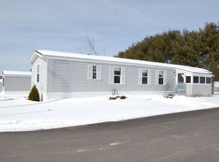 1 Tirrell Ave, Mechanic Falls, ME 04256