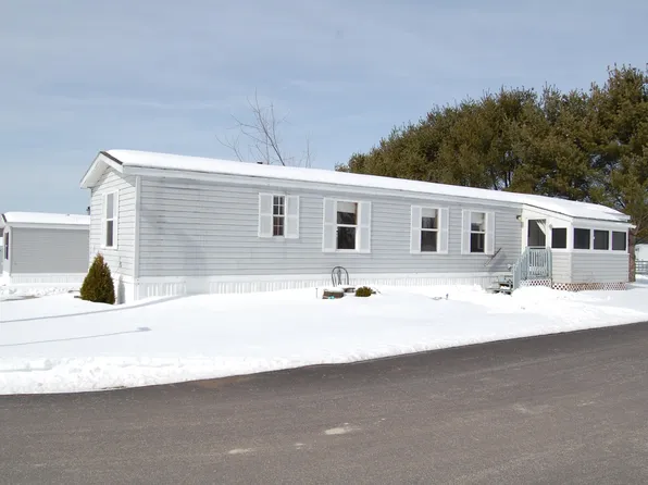 1 Tirrell Avenue, Mechanic Falls, ME 04256