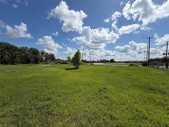 5th image of 4950 Almeda School Rd