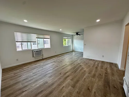 Floor plan Two Bedroom