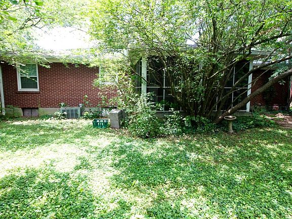 5th image of 3311 Heather Ln