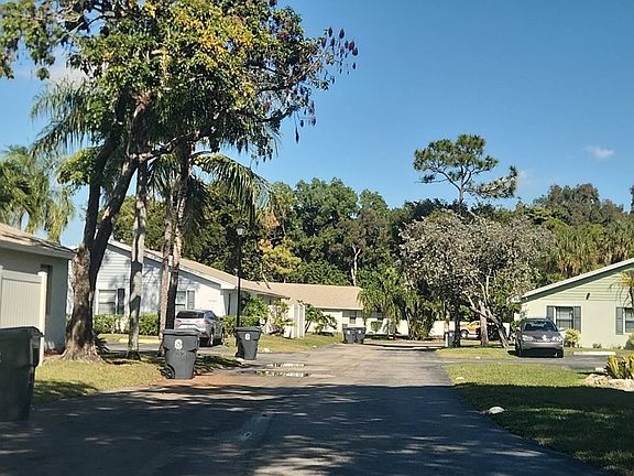 4th image of 4430 Walden Cir