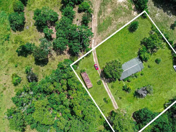 7106 McCray Rd, Milton, FL 32583