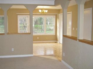 4616 S Meadowlark Dr, Springfield, MO 65810