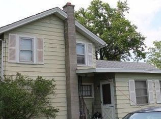 409 E Geneva St, Delavan, WI 53115