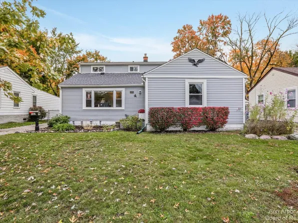 9976 Lucerne, Redford, MI 48239