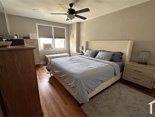 3rd image of 246 Huntington Ave Floor 2