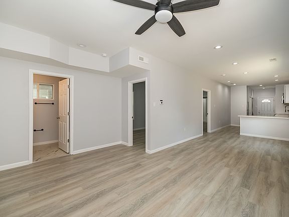 5th image of 5806 Westminster Pl #A