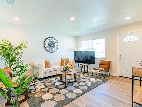 3rd image of 4089 San Ysidro Way