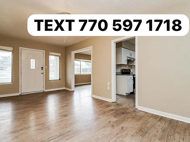 1851 East Dr — Photo 3