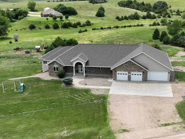 4710 Dove Hill Ave, Kearney, NE 68845