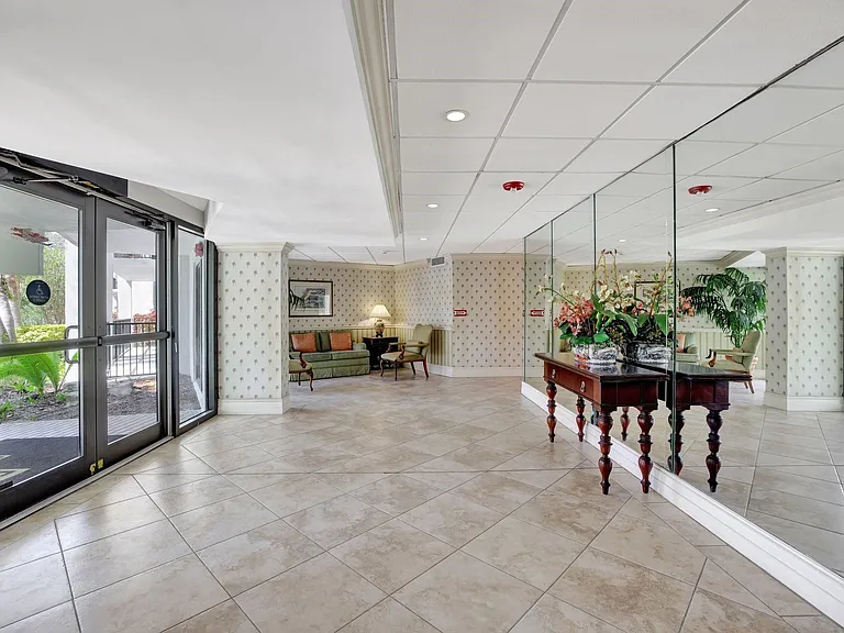 1101 River Reach Dr #415 — Photo 27