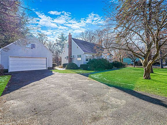 3rd image of 166 Waverly Ave
