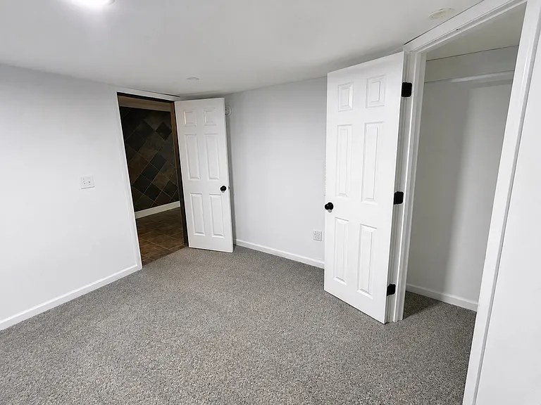 506 N Hartford Ave — Photo 7