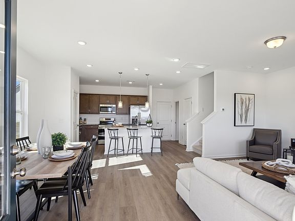 3rd image of 206 Martindale Ln #138