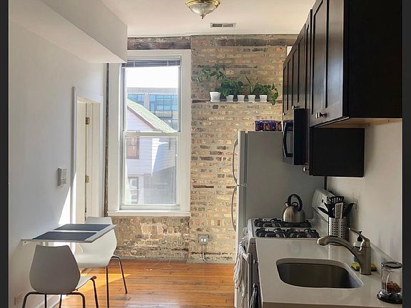 2nd image of 1428 W Cullerton St #2W