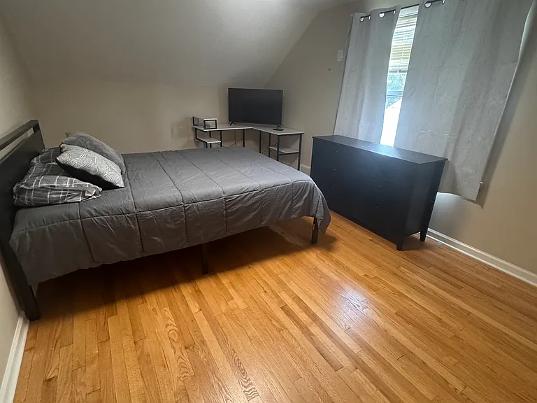214 N Connecticut Ave — Photo 17