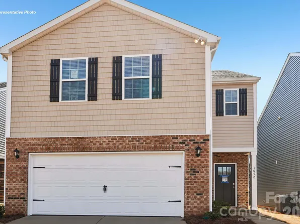 1418 Mammoth Rd, Hickory, NC 28602