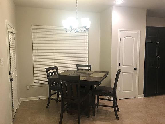 3rd image of 166 Essence Ave