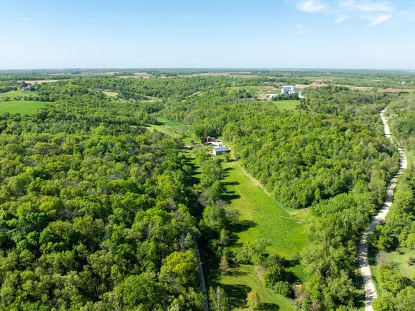 31500 Echo Valley Trl, Cannon Falls, MN 55009