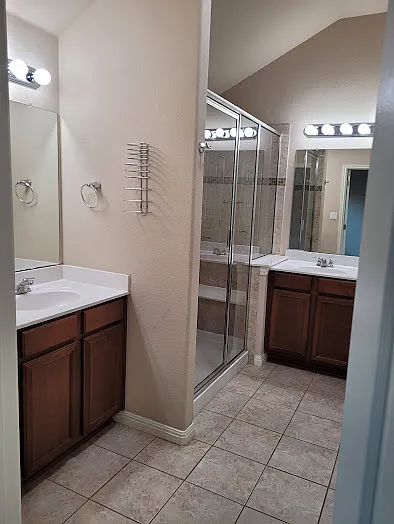 3 bed, 1747 sqft, $2,650 — Photo 3