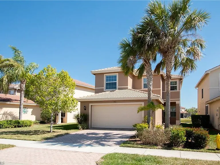 11031 Yellow Poplar Dr — Photo 1