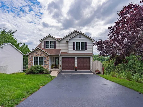 5542 Lehigh St, Whitehall, PA 18052