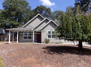 16931 Oak Hollow Cir, Nevada City, CA