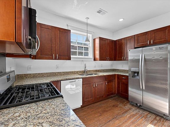 4th image of 66 America St