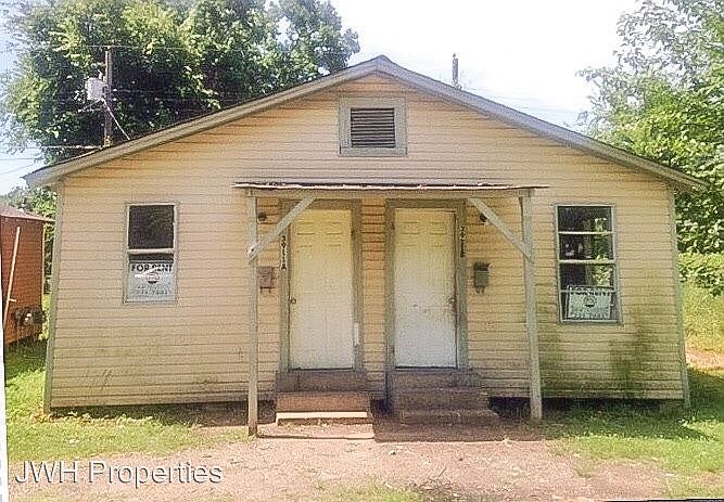 1st image of 3911 Flora Ave #B
