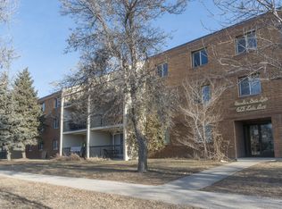 675 Leila Ave, Winnipeg, MB R2V3R9