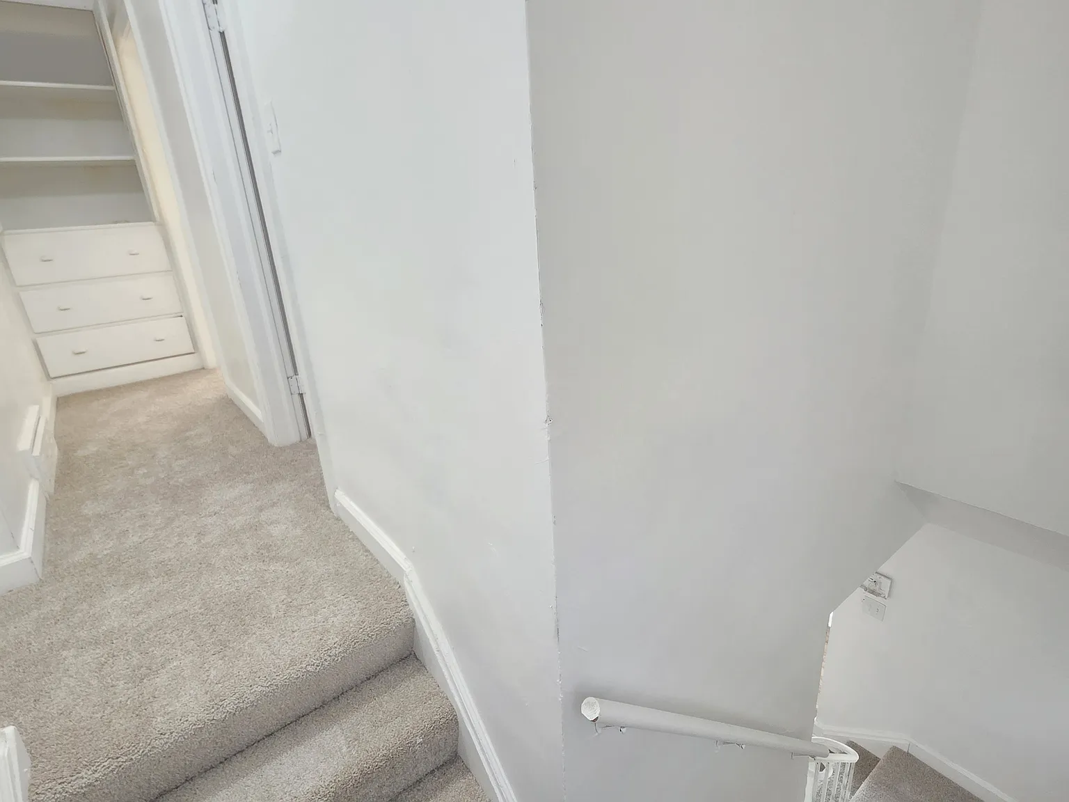 3 bed, 1400 sqft, $1,500 — Photo 2