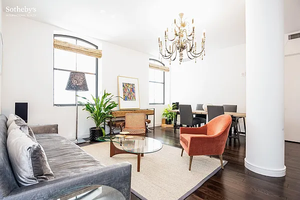 Sold by Sotheby's International Realty | media 20