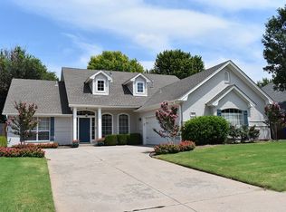 4217 Harrogate Dr, Norman, OK 73072