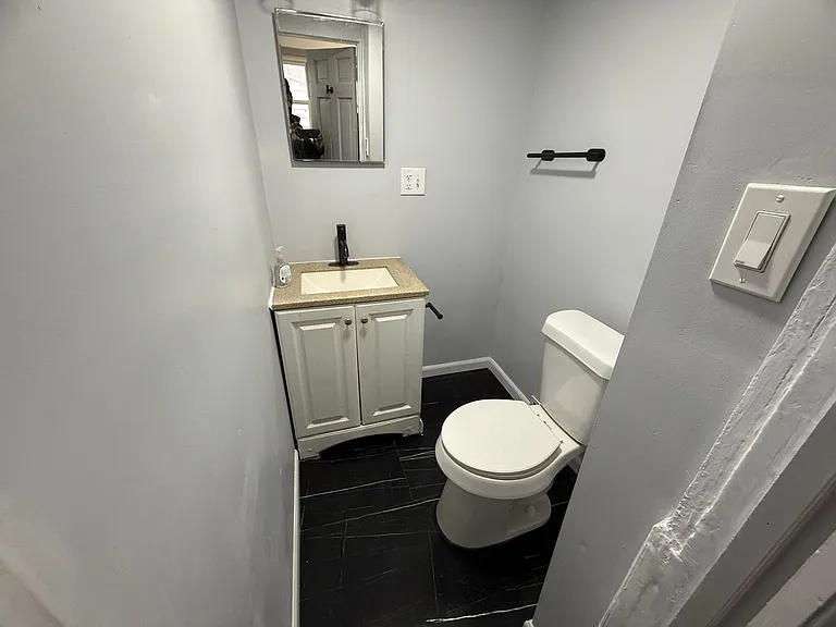 1150 Bailey Ave — Photo 17