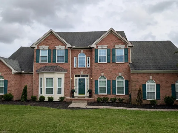 2010 Brunswick Dr, Lebanon, TN 37087