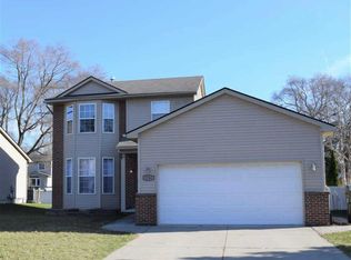 2761 Eastern Ave, Rochester Hills, MI 48307