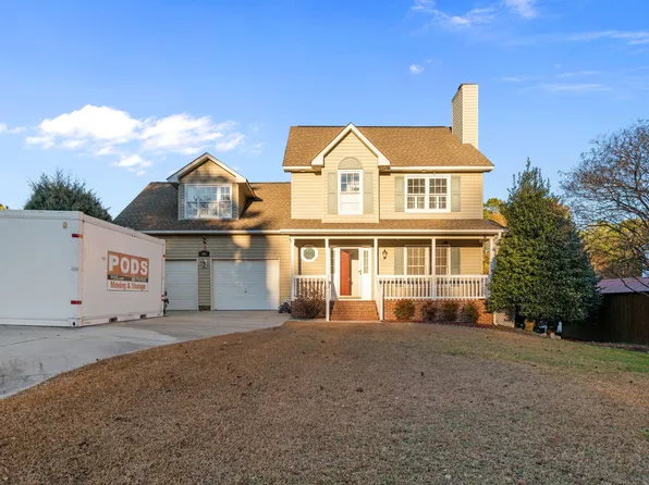 146 Yorkshire Dr, Cameron, NC 28326