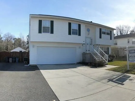 403 Pine Way Dr photo 1