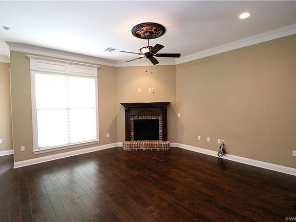 4th image of 5301 Barberry Ln